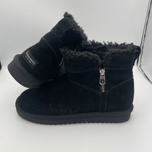 Ugg Kookaburra Black Women's Ankle Boot Aribel Size 10 Winter Zipper Trendy